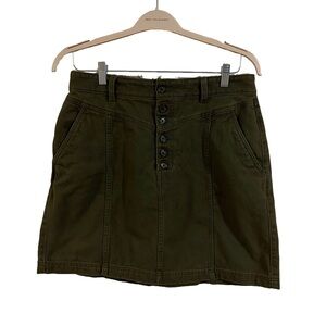 Bundle 2 for $20 | Banana Republic green mini skirt